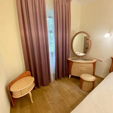 Apartment Yaroslav Osmomysl Square