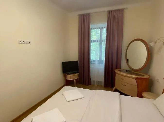 Apartamento Yaroslav Osmomysl Square *